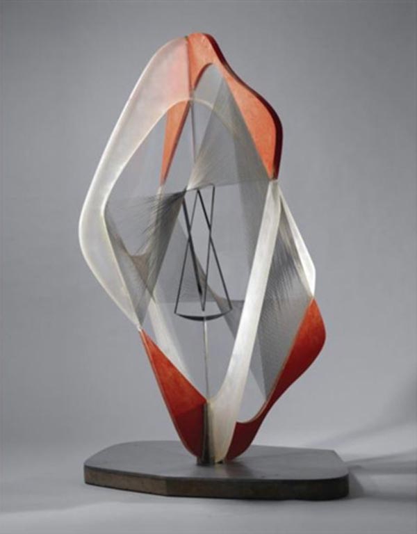 Наум Габо "Линейная композиция №3"