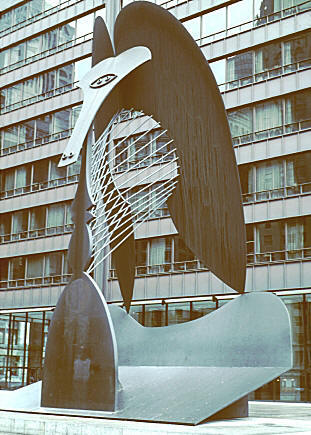 Пабло Пикассо. Скульптура для гражданского центра. 